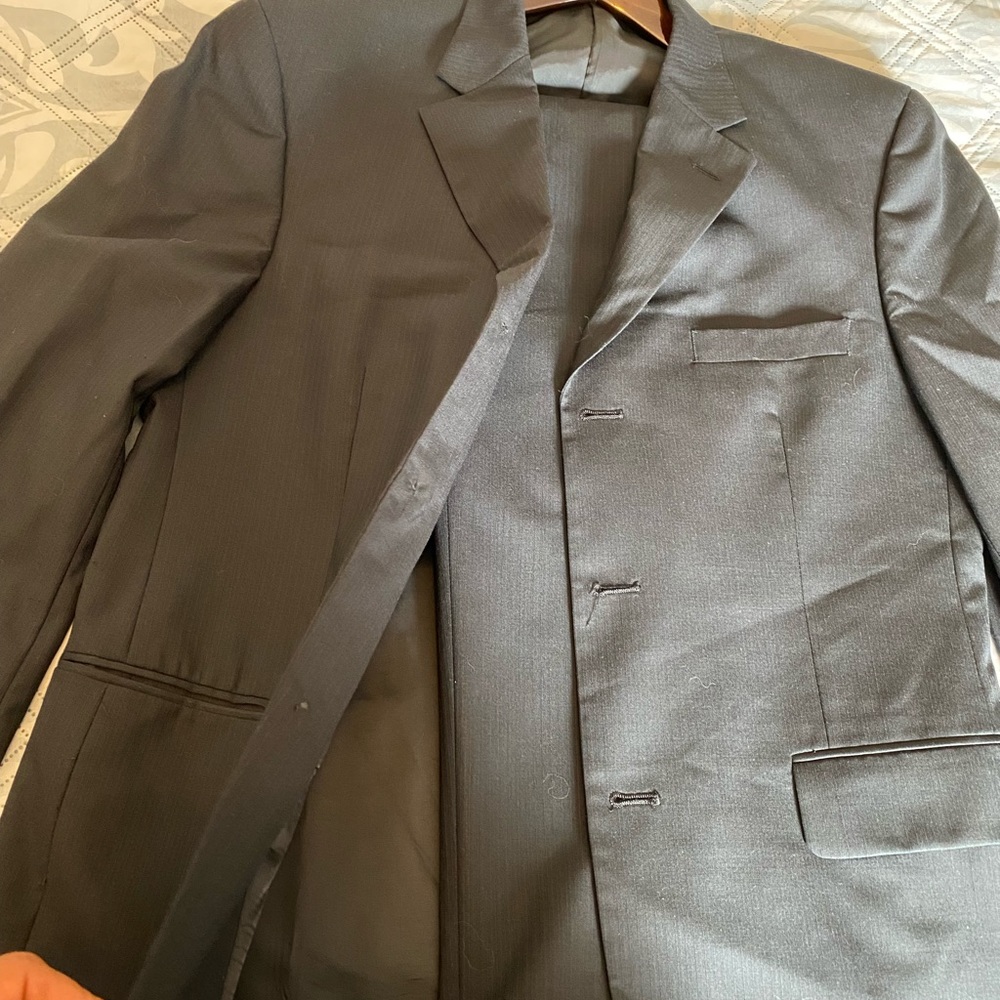 Mens suit blazer and pant - Picture 11 of 12